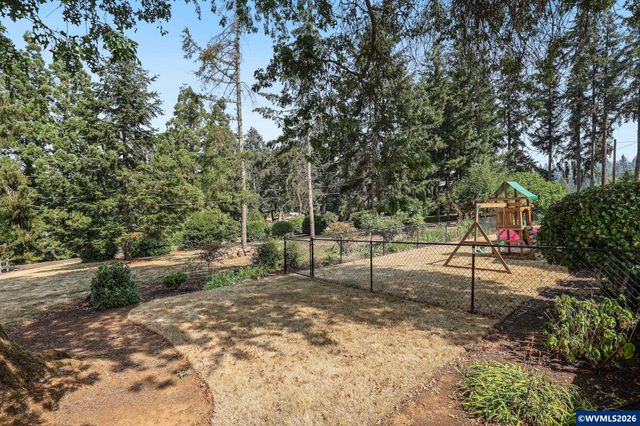 6890 Canyon St SE, Salem, OR 97317