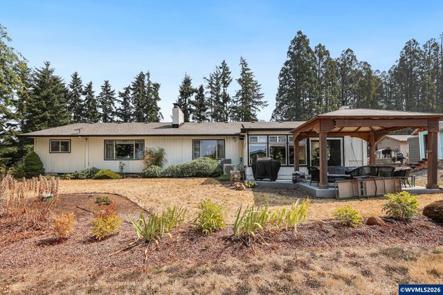 6890 Canyon St SE, Salem, OR 97317