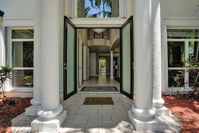 6020 NW 104th Lane, Parkland, FL 33076