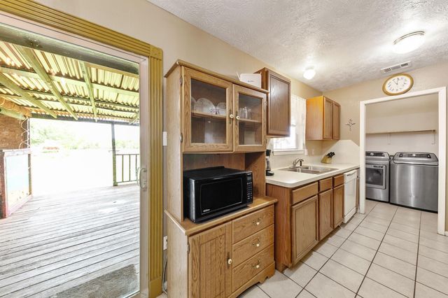 1410 Hovas Lane, Brookshire, TX 77423