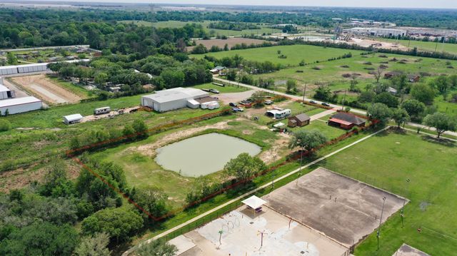 1410 Hovas Lane, Brookshire, TX 77423