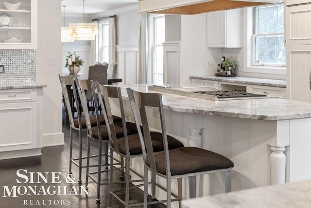 520 Pleasant Street, Birmingham, MI 48009