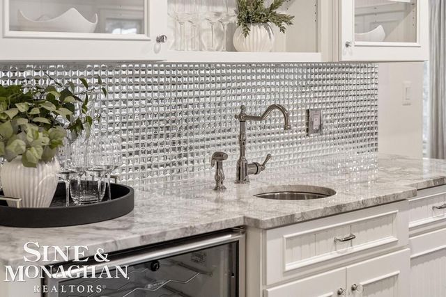 520 Pleasant Street, Birmingham, MI 48009