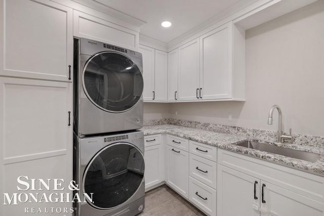 520 Pleasant Street, Birmingham, MI 48009