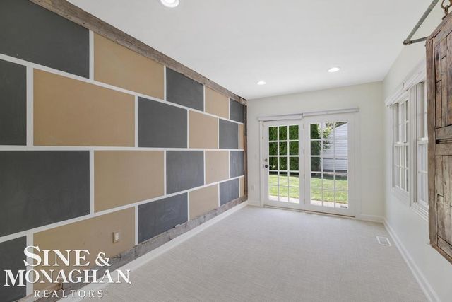 520 Pleasant Street, Birmingham, MI 48009