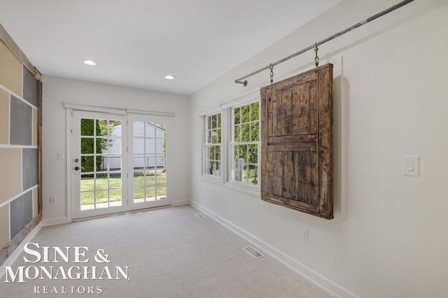 520 Pleasant Street, Birmingham, MI 48009