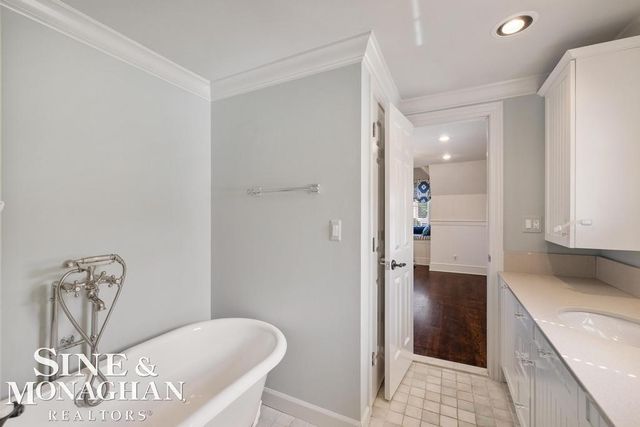 520 Pleasant Street, Birmingham, MI 48009