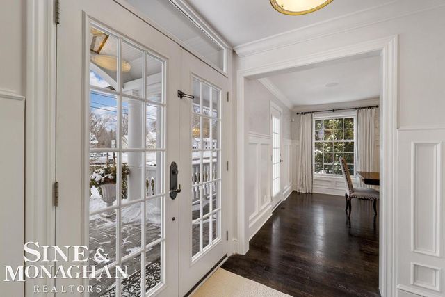 520 Pleasant Street, Birmingham, MI 48009