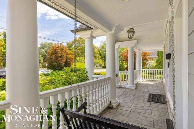 520 Pleasant Street, Birmingham, MI 48009