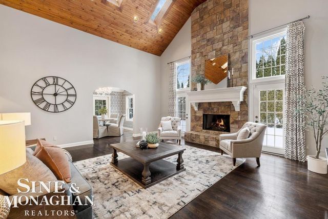 520 Pleasant Street, Birmingham, MI 48009