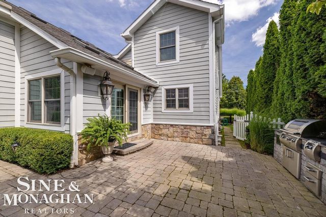 520 Pleasant Street, Birmingham, MI 48009