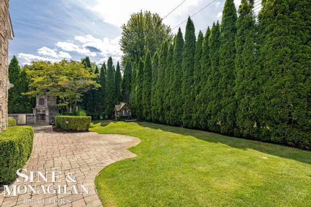 520 Pleasant Street, Birmingham, MI 48009