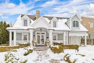 520 Pleasant Street, Birmingham, MI 48009