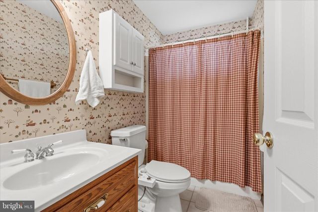 7018 FAIRWAY OAKS, Fayetteville, PA 17222