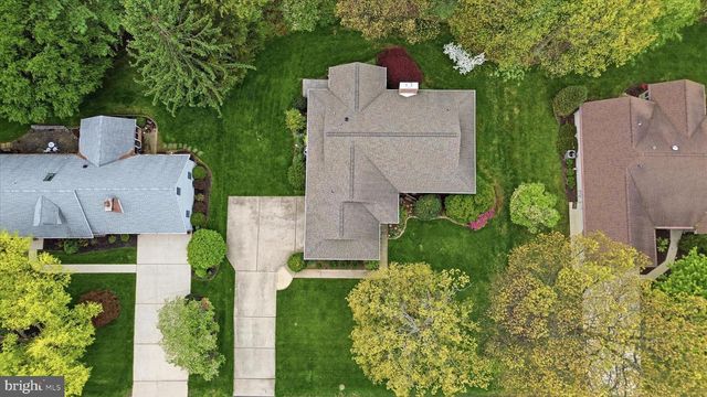 7018 FAIRWAY OAKS, Fayetteville, PA 17222
