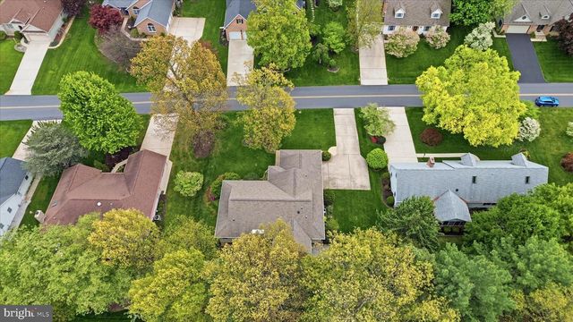 7018 FAIRWAY OAKS, Fayetteville, PA 17222