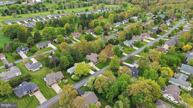7018 FAIRWAY OAKS, Fayetteville, PA 17222
