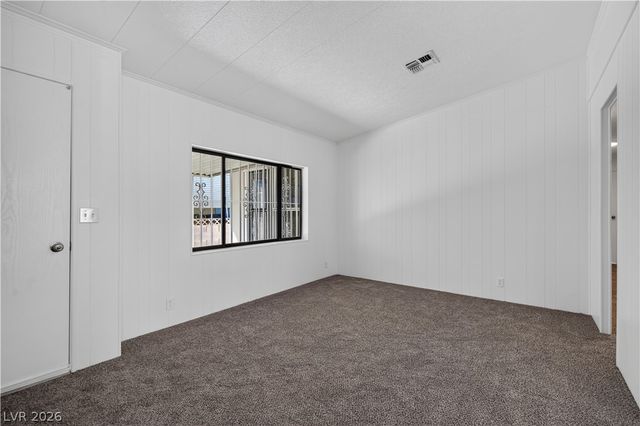 5048 Royal Avenue, Las Vegas, NV 89103