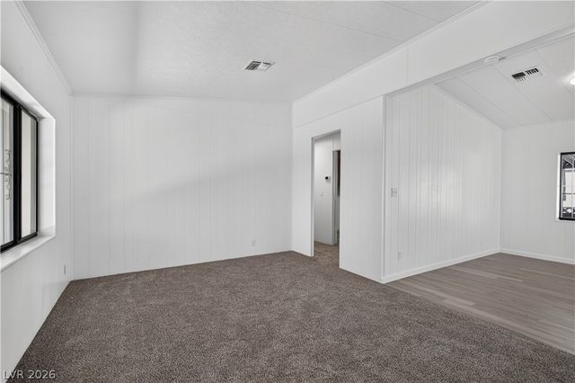5048 Royal Avenue, Las Vegas, NV 89103