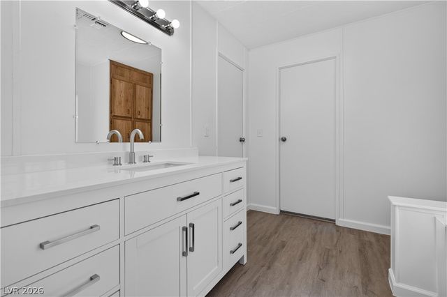 5048 Royal Avenue, Las Vegas, NV 89103