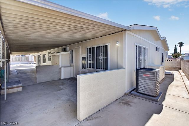 5048 Royal Avenue, Las Vegas, NV 89103