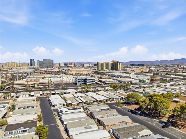 5048 Royal Avenue, Las Vegas, NV 89103