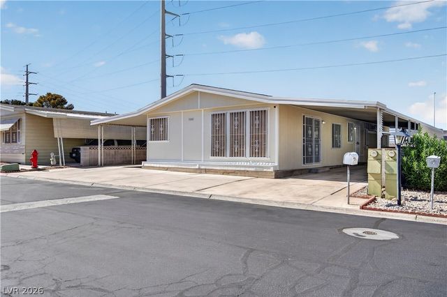 5048 Royal Avenue, Las Vegas, NV 89103