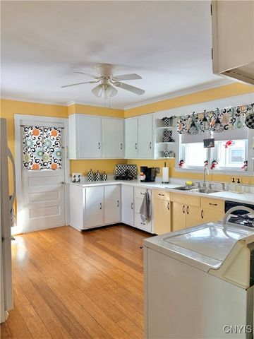 10 Maple Street, Auburn, NY 13021