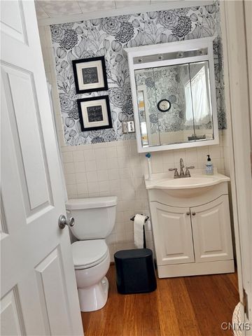 10 Maple Street, Auburn, NY 13021