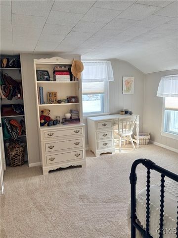 10 Maple Street, Auburn, NY 13021