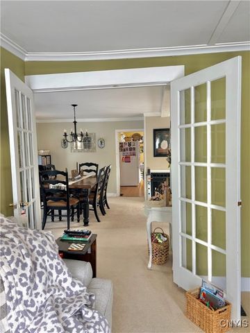 10 Maple Street, Auburn, NY 13021