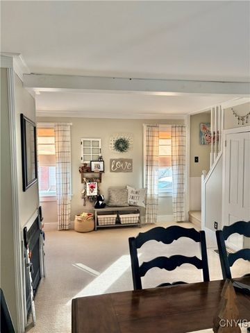 10 Maple Street, Auburn, NY 13021