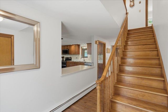 811 Middle Pownal Road, Bennington, VT 05201