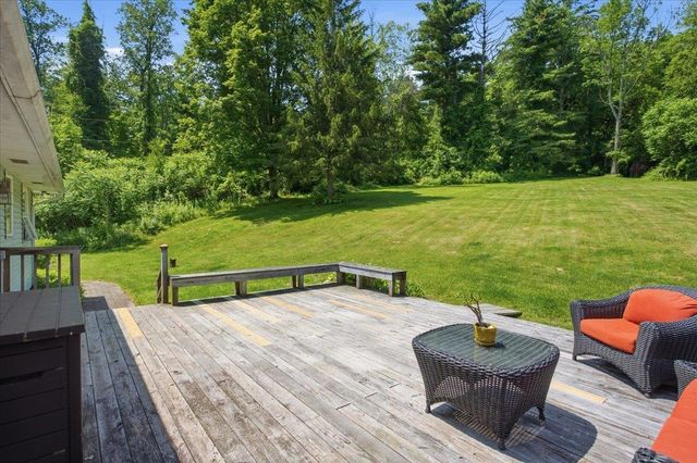 811 Middle Pownal Road, Bennington, VT 05201