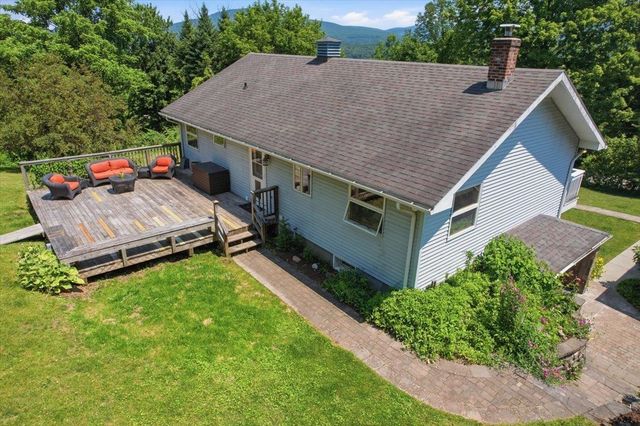 811 Middle Pownal Road, Bennington, VT 05201