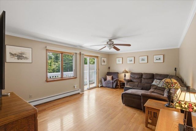 811 Middle Pownal Road, Bennington, VT 05201