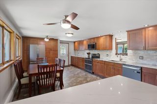 811 Middle Pownal Road, Bennington, VT 05201
