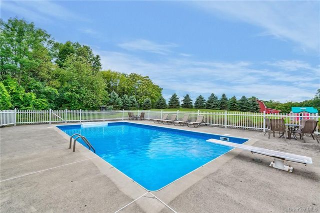32 Old Chester Road, Goshen, NY 10924