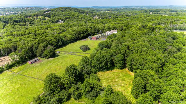 32 Old Chester Road, Goshen, NY 10924