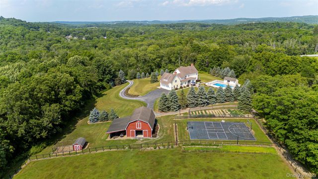32 Old Chester Road, Goshen, NY 10924