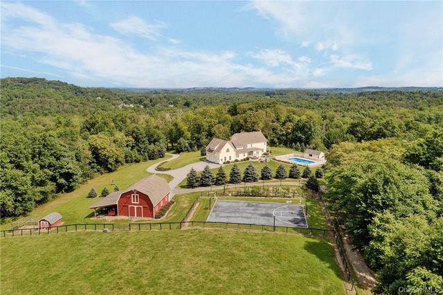 32 Old Chester Road, Goshen, NY 10924