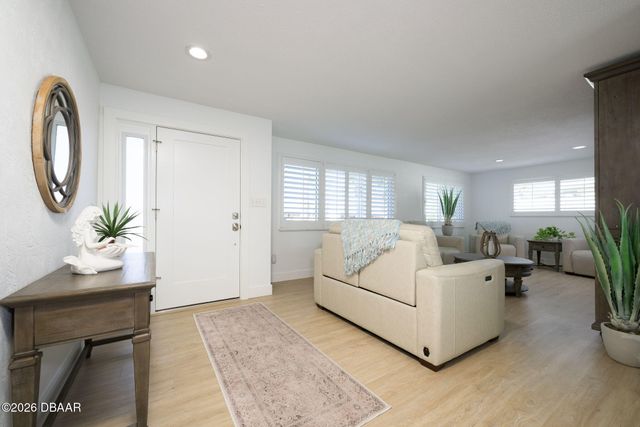 342 Emory Drive, Daytona Beach, FL 32118