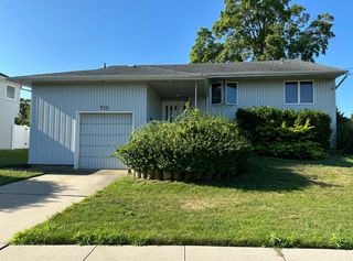710 Fishermans Road, Baldwin, NY 11510