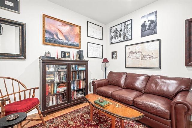 2 Stratton Dr 307, Woburn, MA 01801