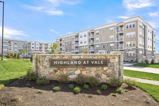 2 Stratton Dr 307, Woburn, MA 01801
