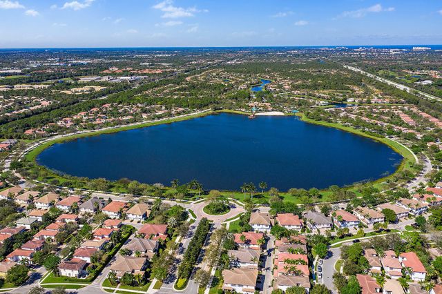 153 Evergrene Parkway, Palm Beach Gardens, FL 33410