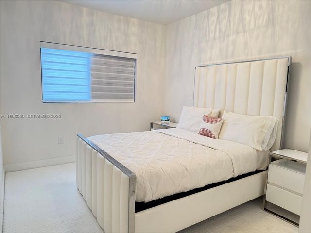 4393 NW 9th St, Plantation, FL 33317