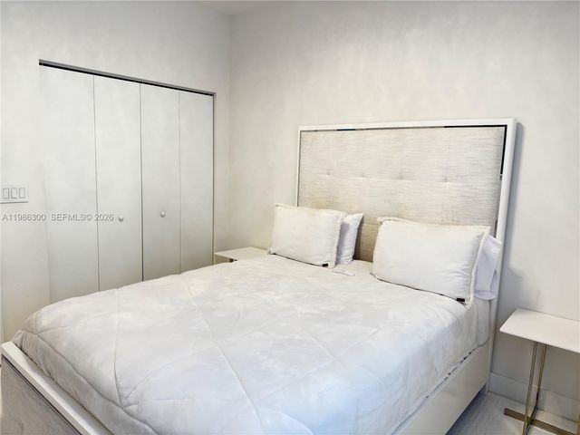 4393 NW 9th St, Plantation, FL 33317