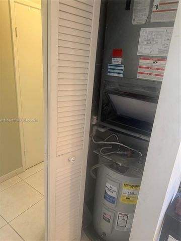 700 NE 14th Ave 409, Hallandale Beach, FL 33009