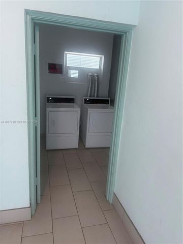 700 NE 14th Ave 409, Hallandale Beach, FL 33009